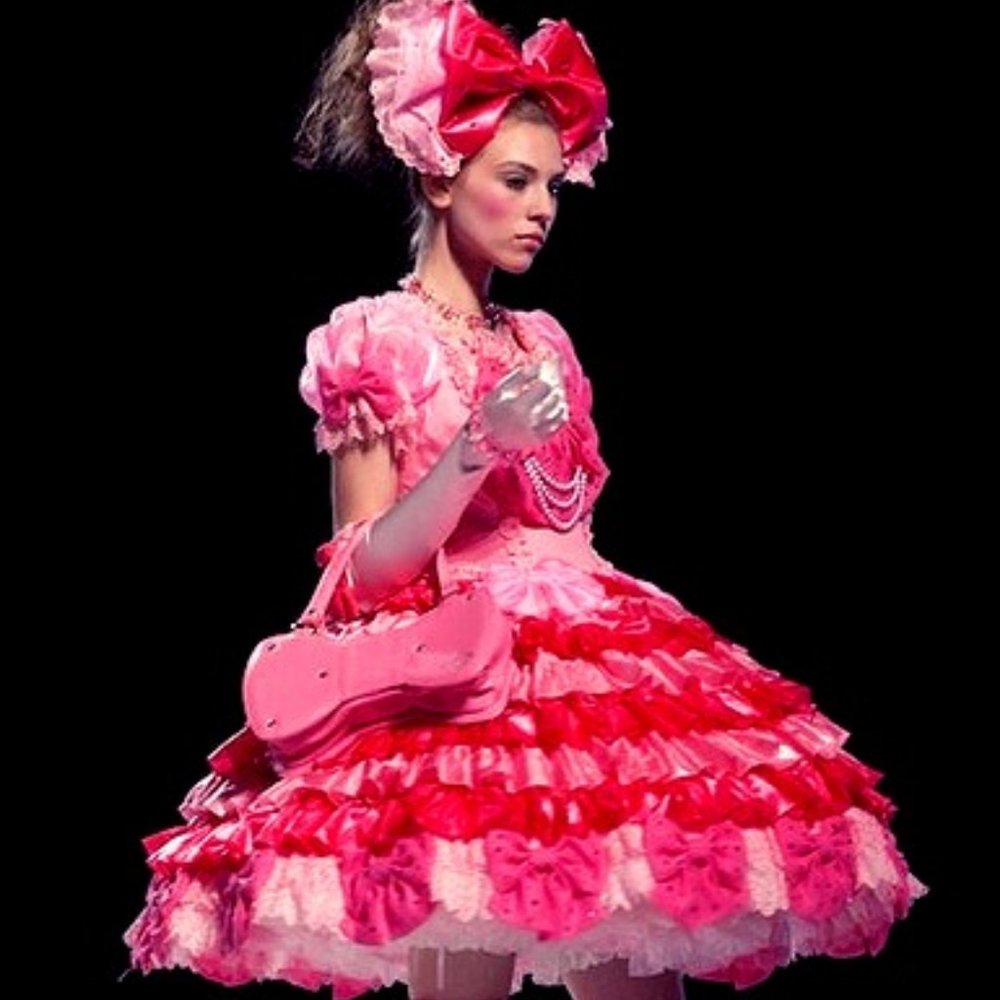 Meet your Posher, Evelyn